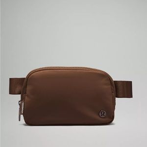 Lululemon Everywhere Belt Bag 1L Java